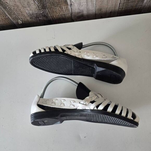 Predictions White Leather Slip On Shoes 7W - Picture 4 of 7